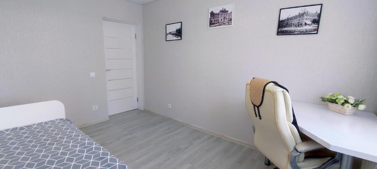 Large Apartment Near The Airport And City Center Chisinau Exterior foto