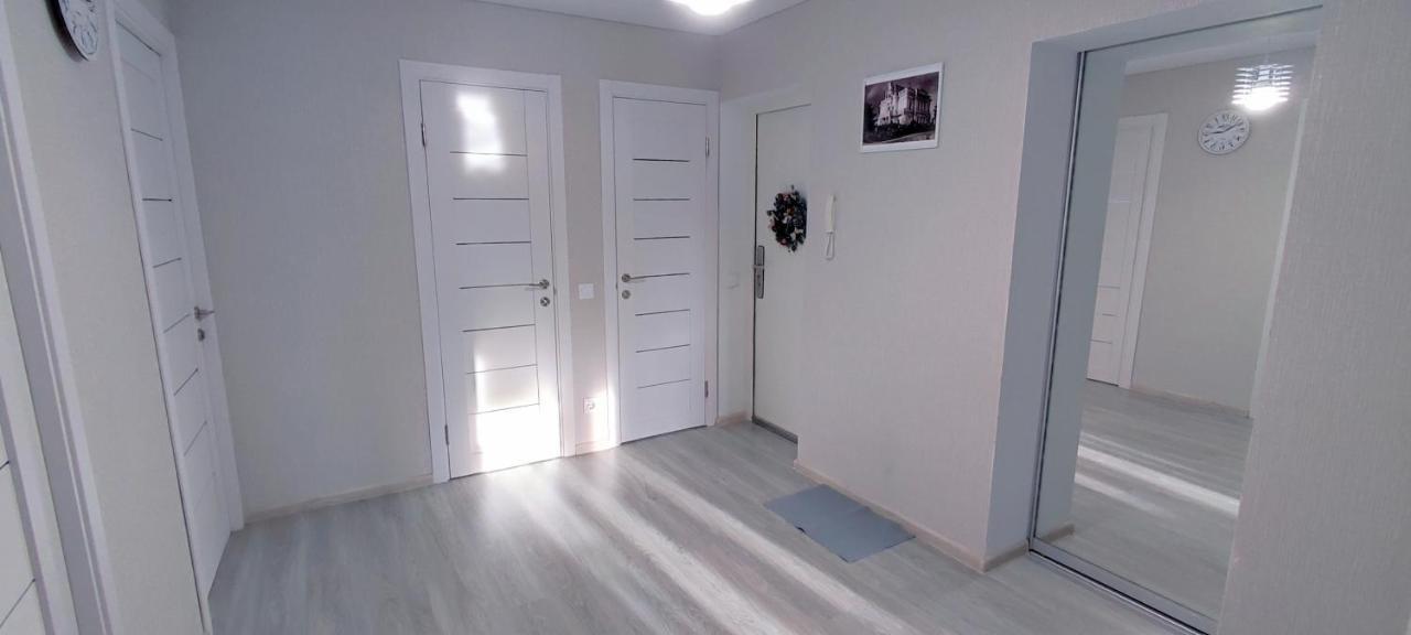 Large Apartment Near The Airport And City Center Chisinau Exterior foto
